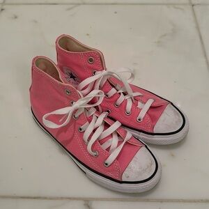 Girl’s Converse Sneakers